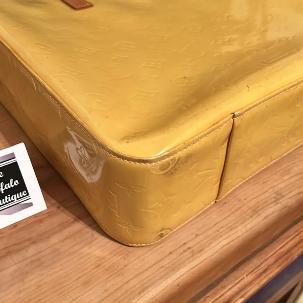 Louis Vuitton Houston Tote Lime Yellow Leather Monogram Vernis - Picture 5 of 11